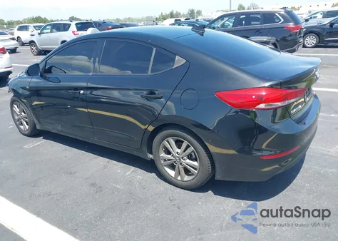 2018 Hyundai Elantra Value Edition z USA, uszkodzony, nr VIN 5NPD84LF0JH339833